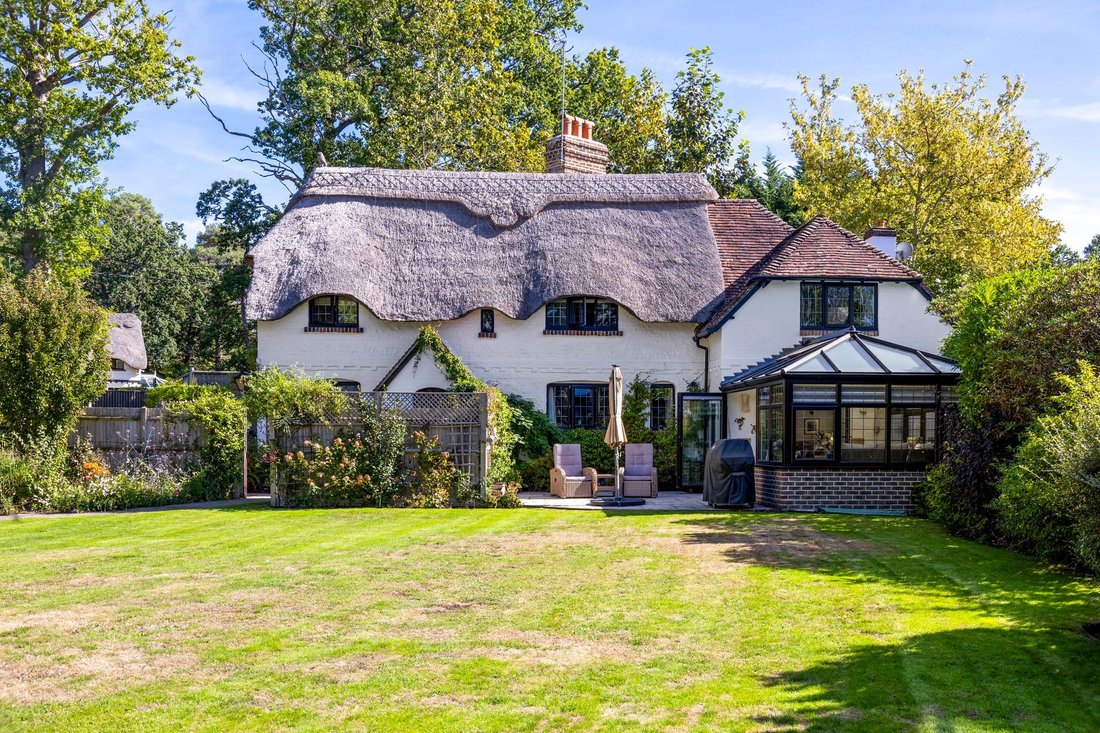 House in West Chiltington, England 3 - 18966342