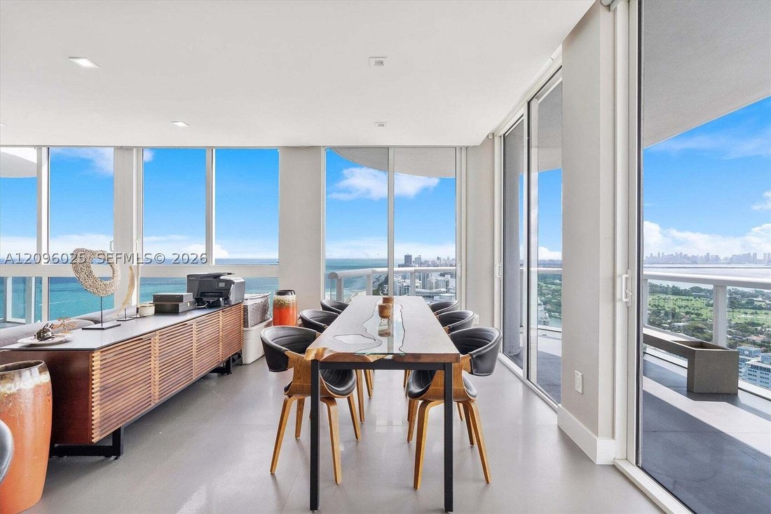 Condo in Miami Beach, Florida, United States 5 - 18973819