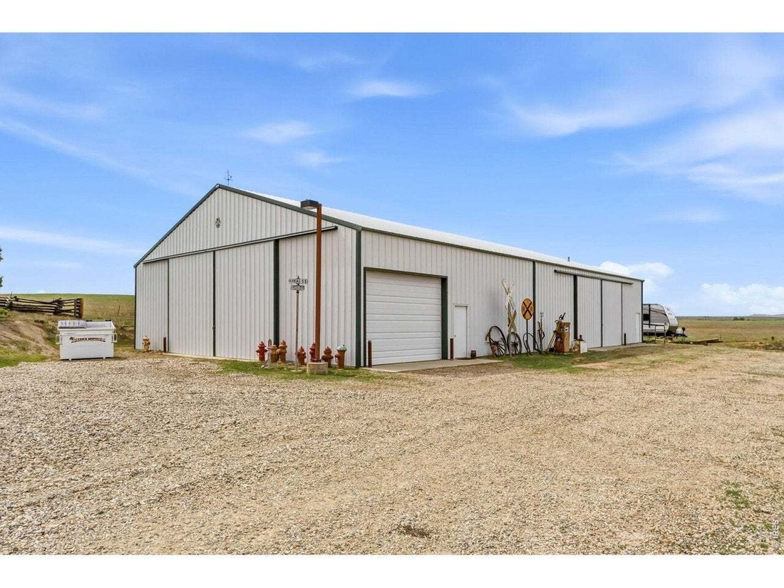 Carr, Colorado, United States 4 - 18969292