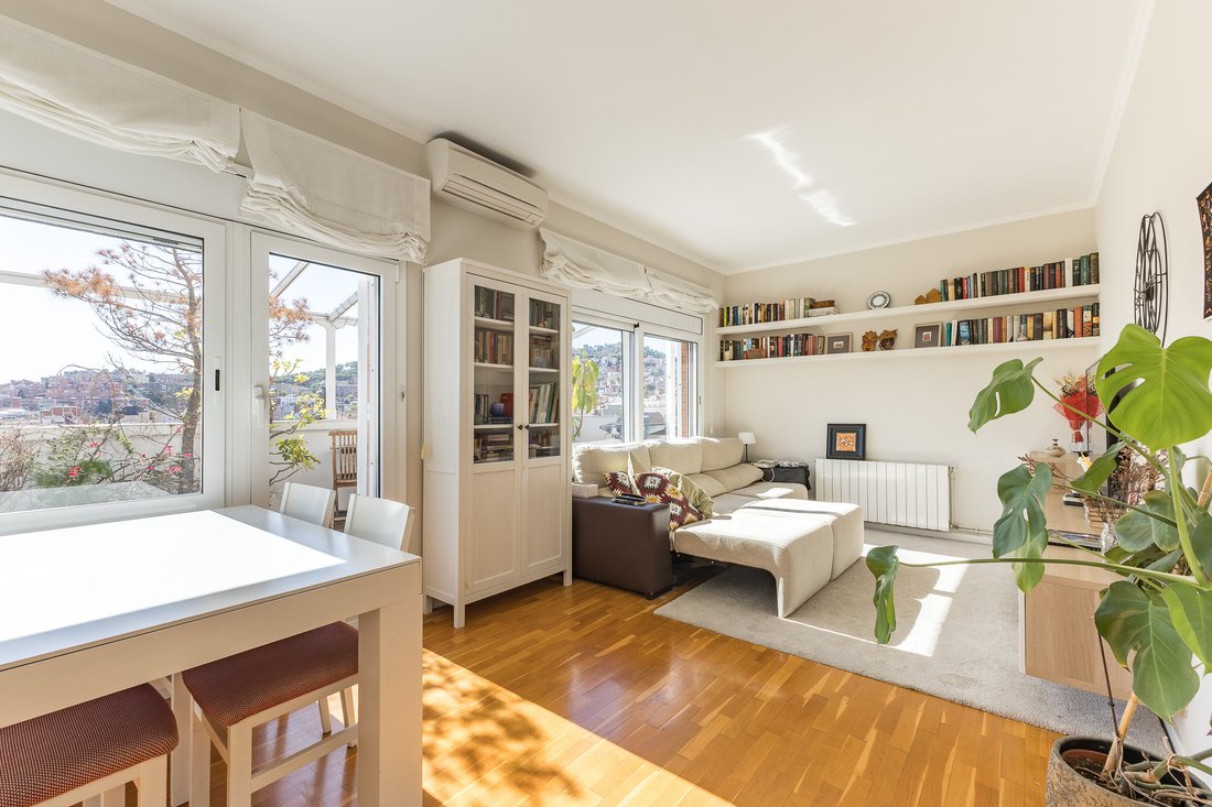 Penthouse in Horta-Guinardó, Barcelona, Spain 2 - 18970735