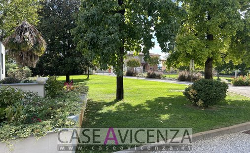Villa in Grisignano di Zocco, Veneto, Italy 1
