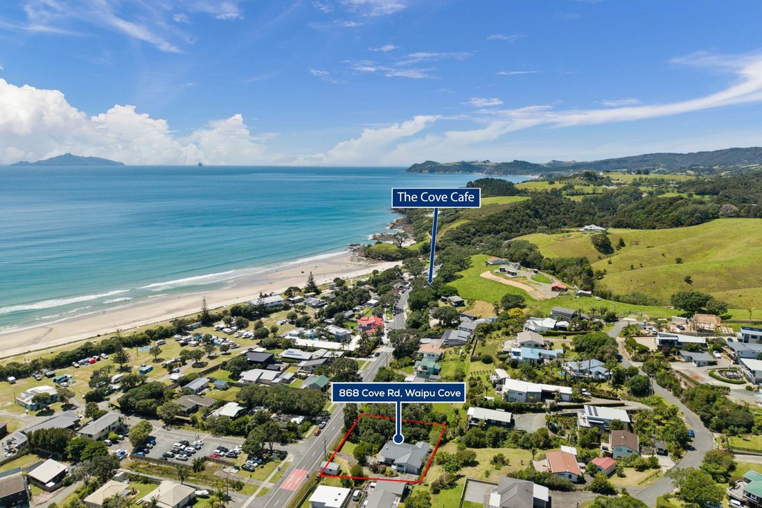 House in Waipu, Northland, New Zealand 5 - 17272172