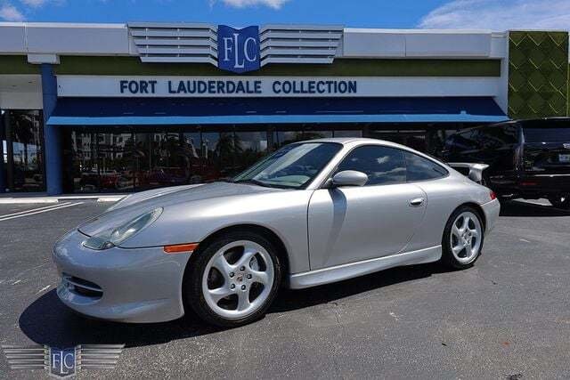 Coupe in Pompano Beach, FL, United States 1 - 18965012