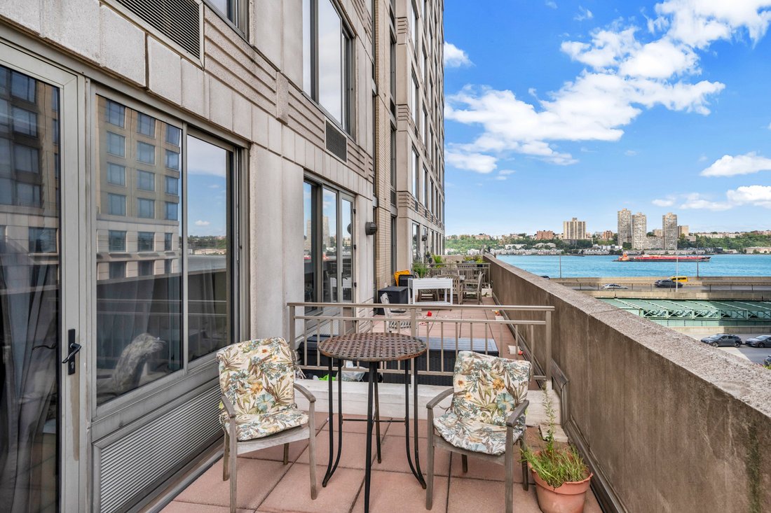 Condo in New York, New York, United States 5 - 18977862