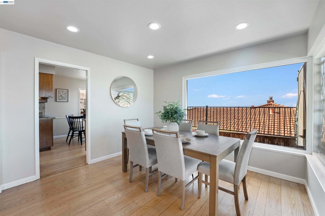 House in San Leandro, California, United States 4 - 18968795