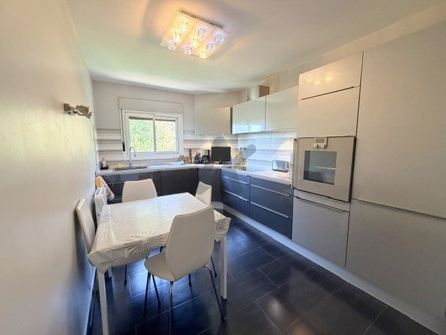 Apartment in Écully, Auvergne-Rhône-Alpes, France 5 - 18965959