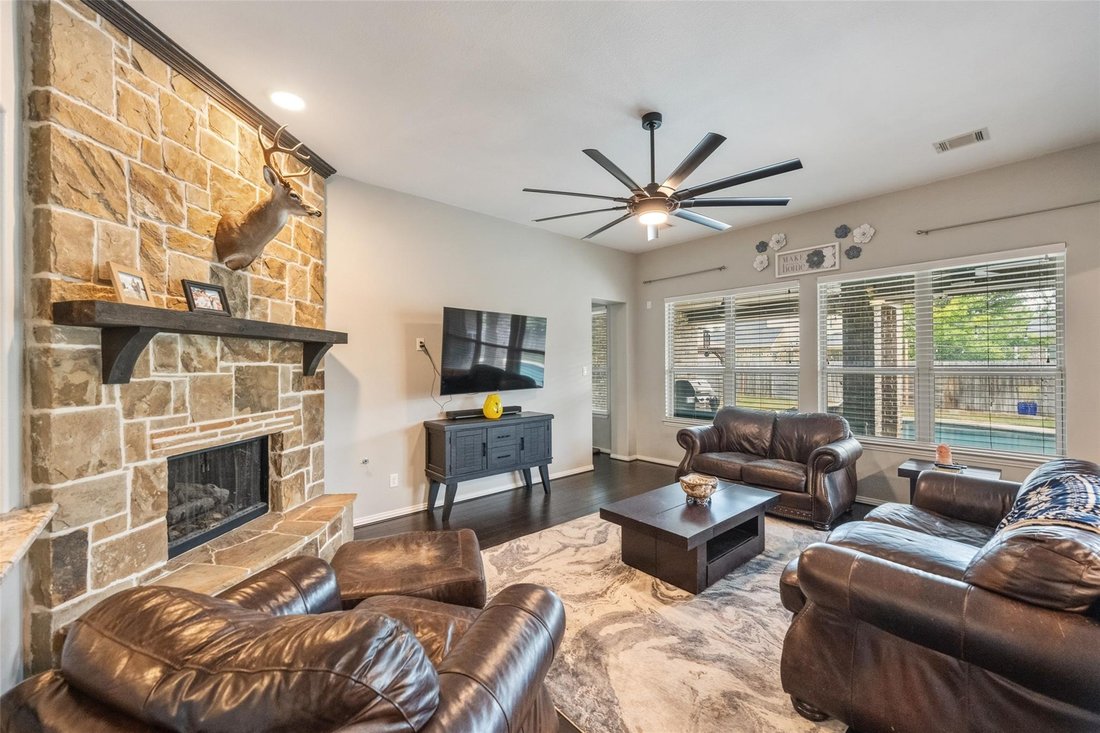 House in Conroe, Texas, United States 4 - 18970468