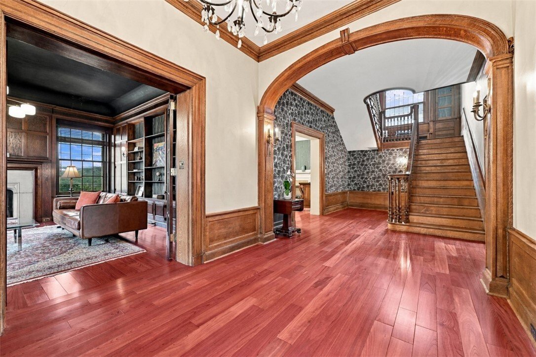 House in Pittsburgh, Pennsylvania, United States 5 - 18975296