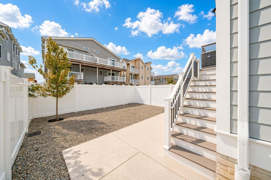 Condo in Sea Isle City, New Jersey, United States 4 - 18969646