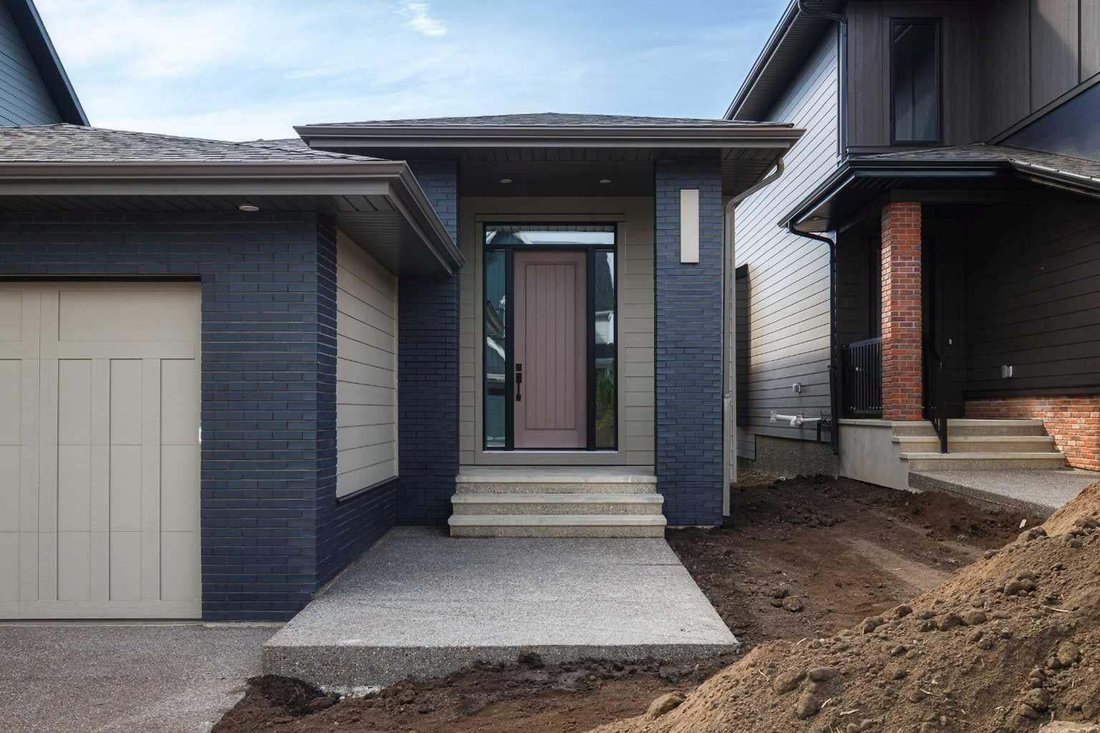 House in Calgary, Alberta, Canada 4 - 18981526
