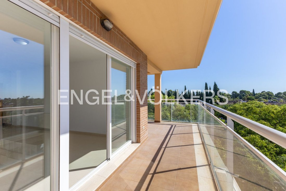 Penthouse in Campo Olivar, Godella, Valencian Community 1 - 18971464