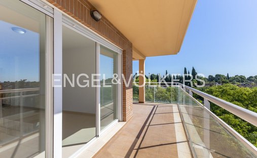 Penthouse in Campo Olivar, Godella, Valencian Community 1