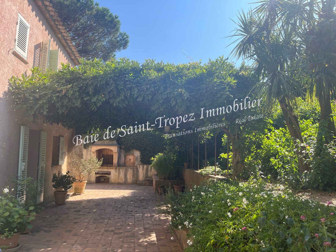 Villa in Zone Ouest Urbaine, Saint-Tropez, France 2 - 18943644