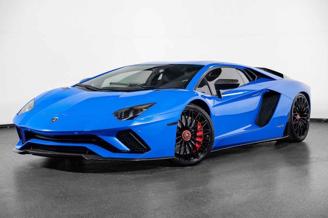 Coupe in Pompano Beach, FL, United States 1 - 18965333