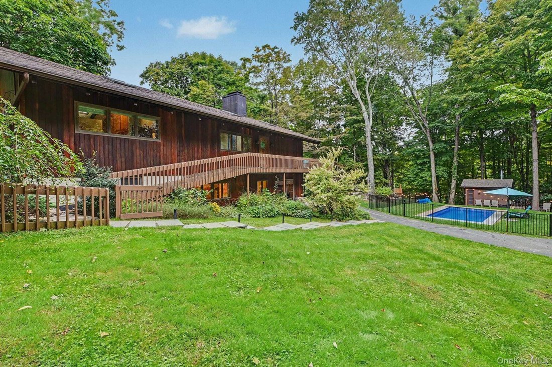 House in Pound Ridge, New York, United States 2 - 18972812
