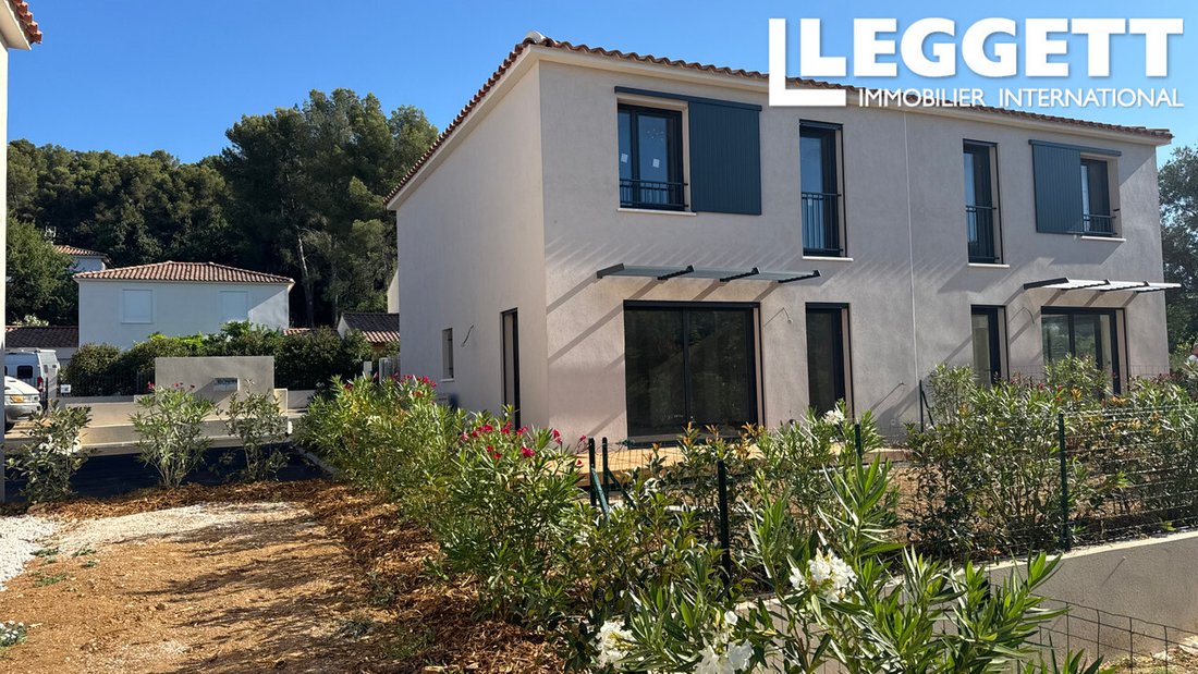 Villa in Six-Fours-les-Plages, Provence-Alpes-Côte d'Azur, France 3 - 18970946