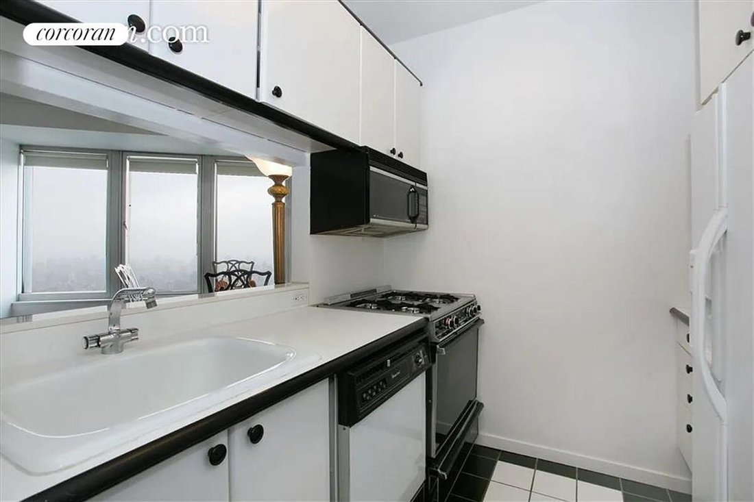 Condo in New York, New York, United States 3 - 18980237