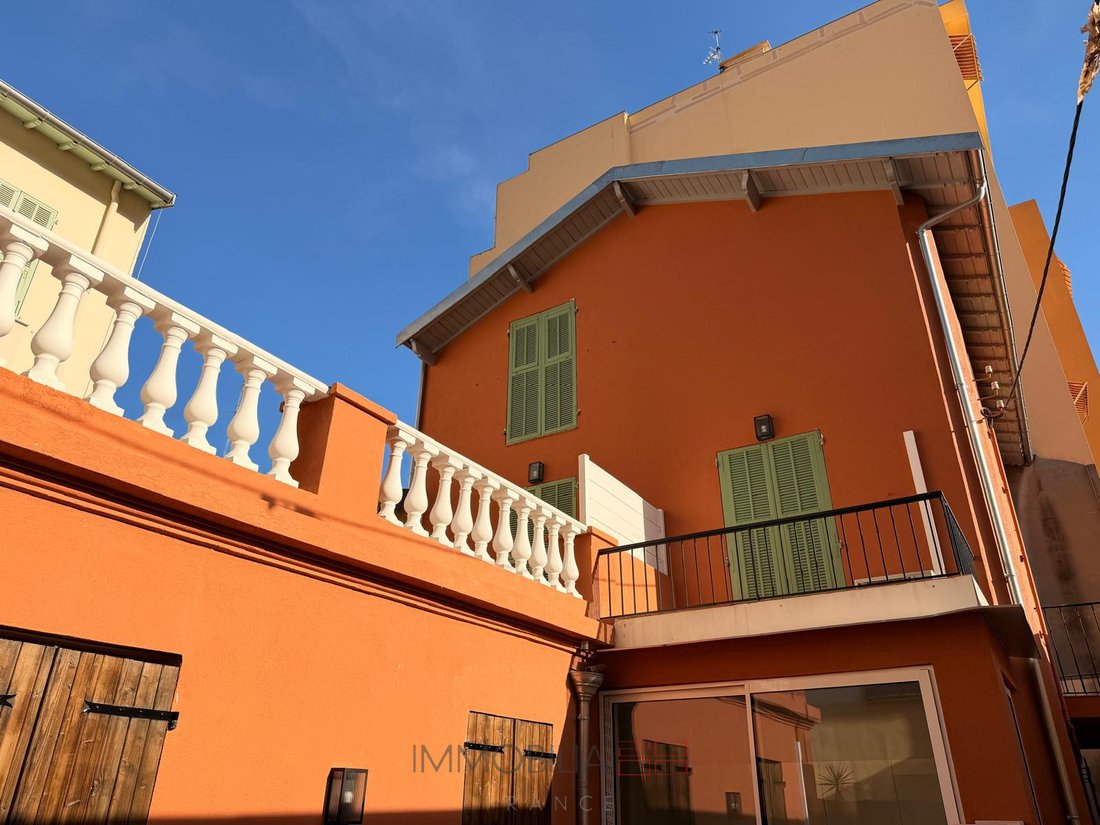 Estate in Nice, Provence-Alpes-Côte d'Azur, France 1 - 16114778