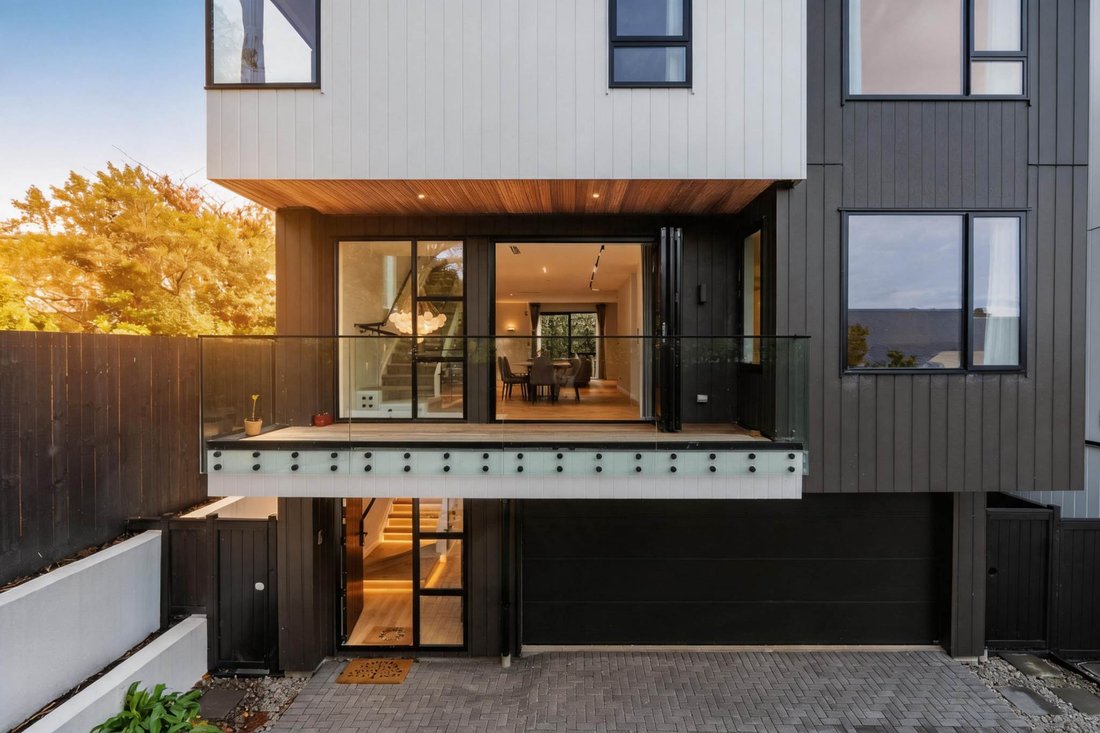 Townhouse in Auckland, Auckland, New Zealand 2 - 18544692