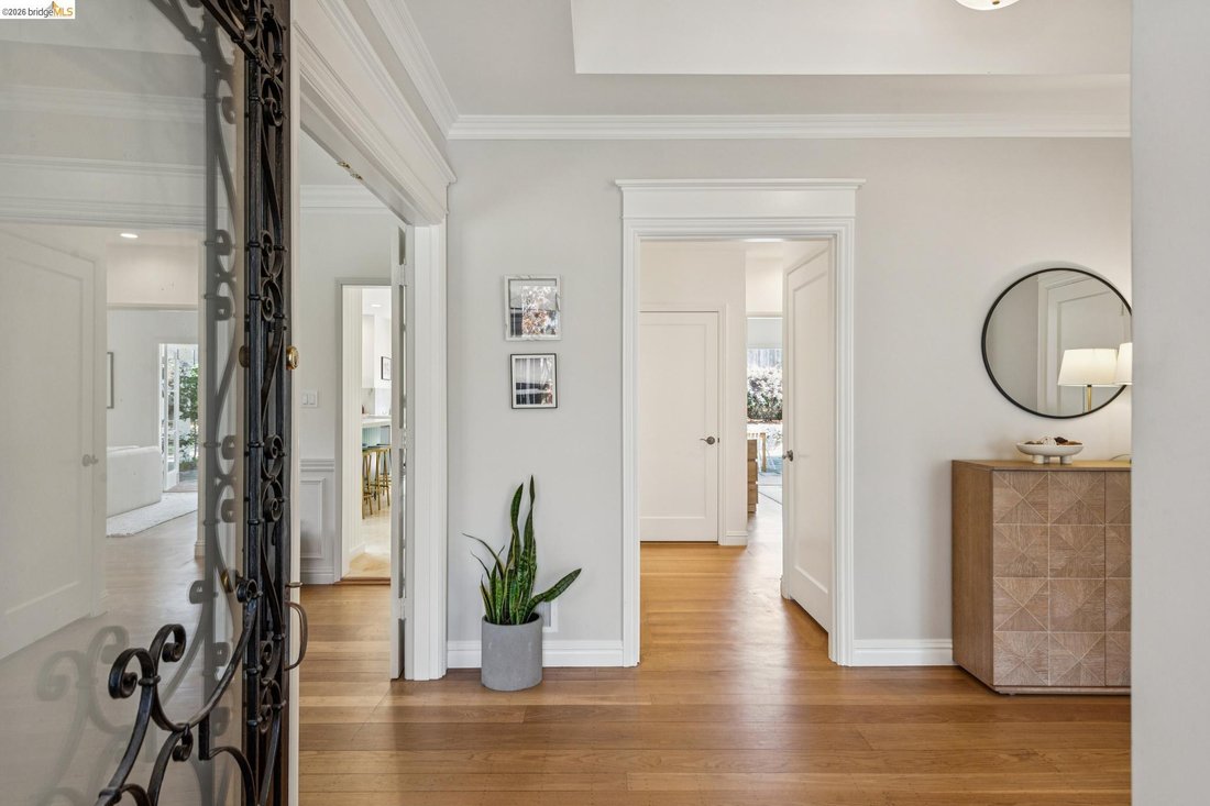 House in Oakland, California, United States 3 - 18968756