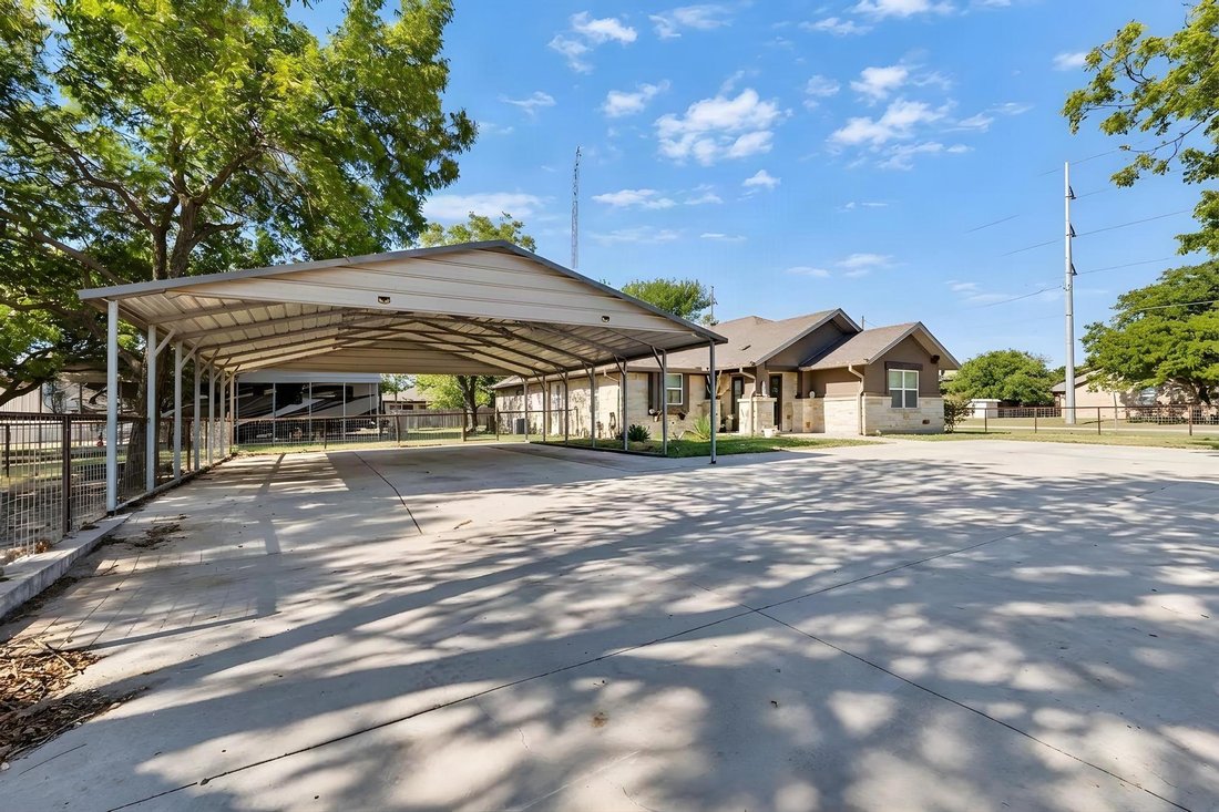 House in Bartlett, Texas, United States 4 - 18964978