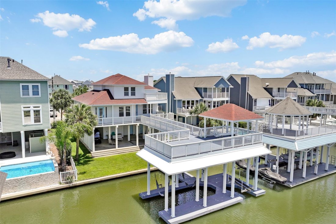 House in Galveston, Texas, United States 1 - 18976375