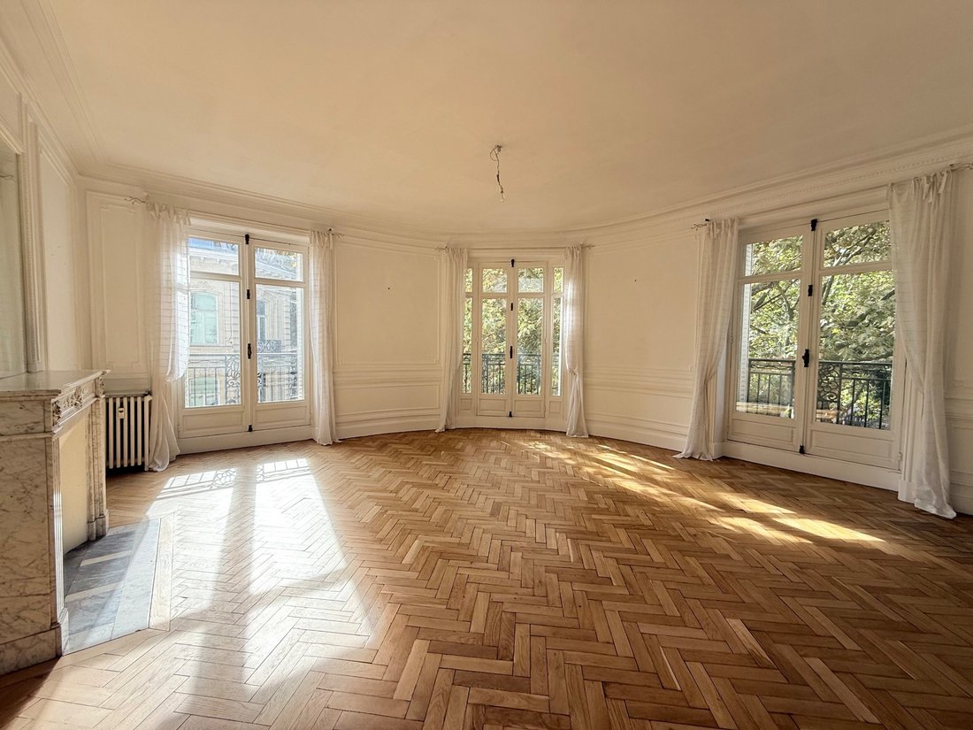 Apartment in Caulier, Lille, France 1 - 18973386