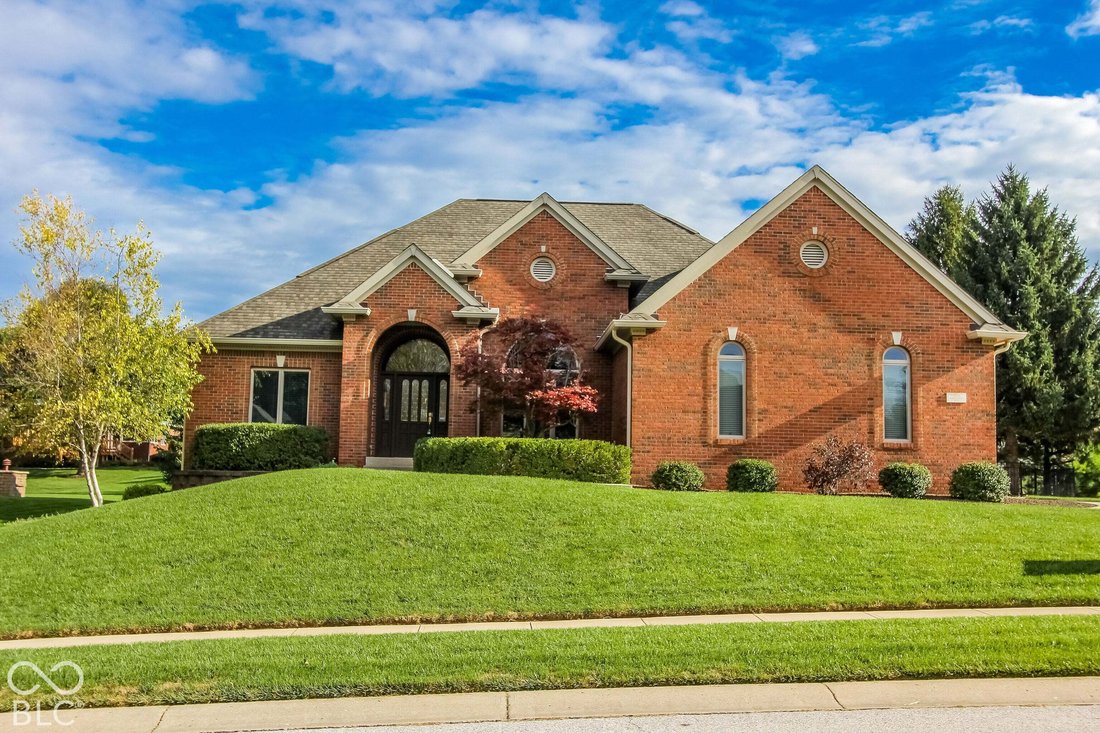 House in Greenwood, Indiana, United States 1 - 18977405