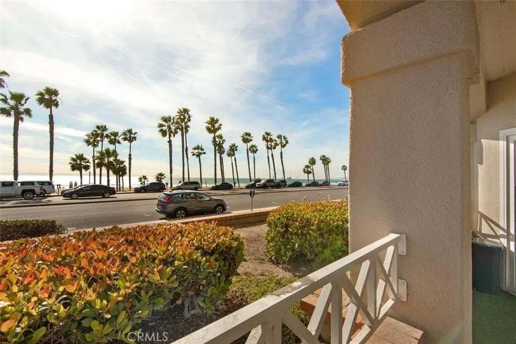 Condo in Huntington Beach, California, United States 3 - 18976290