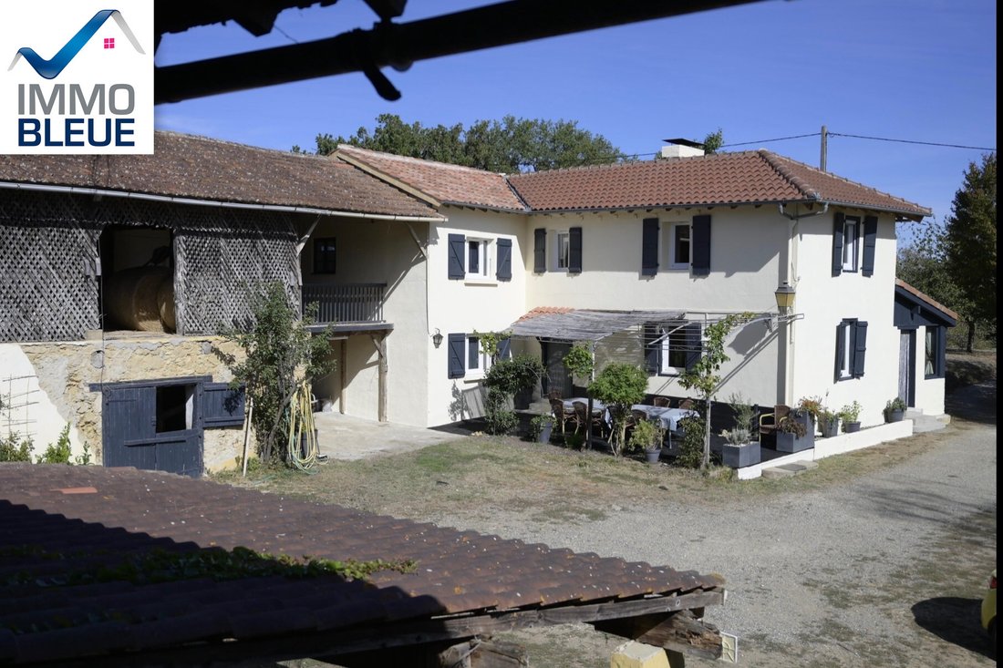Villa in Masseube, Occitania, France 1 - 18965945