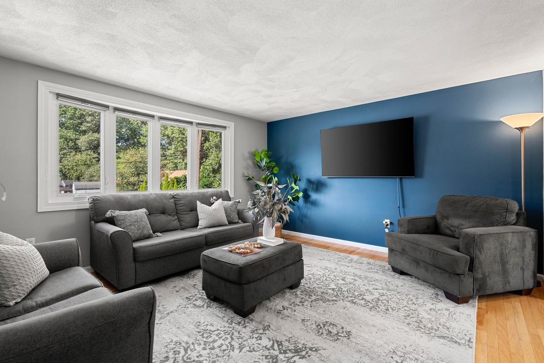 House in Burlington, Massachusetts, United States 4 - 18967786