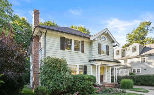 House in Newton, Massachusetts, United States 1