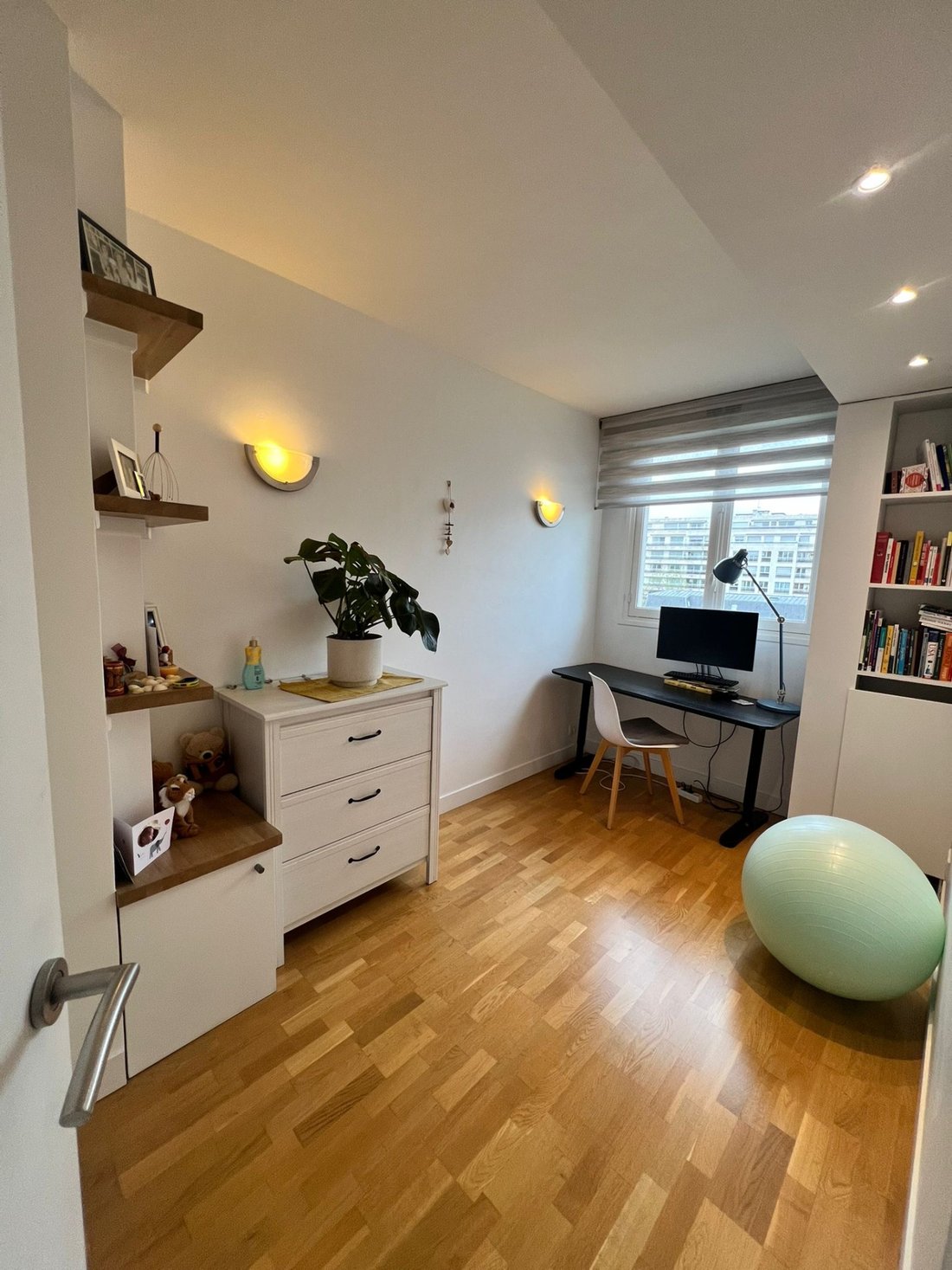 Apartment in Bois de Boulogne, Paris 16e Arrondissement, Paris 4 - 18977922