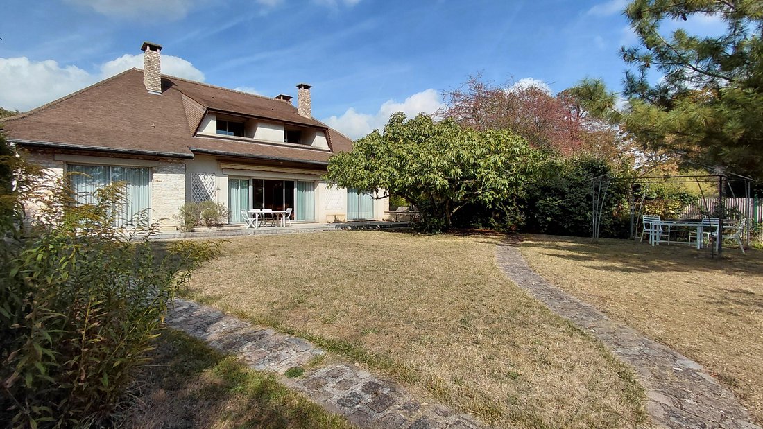 House in Centre Montmorency, Montmorency, France 2 - 18966464
