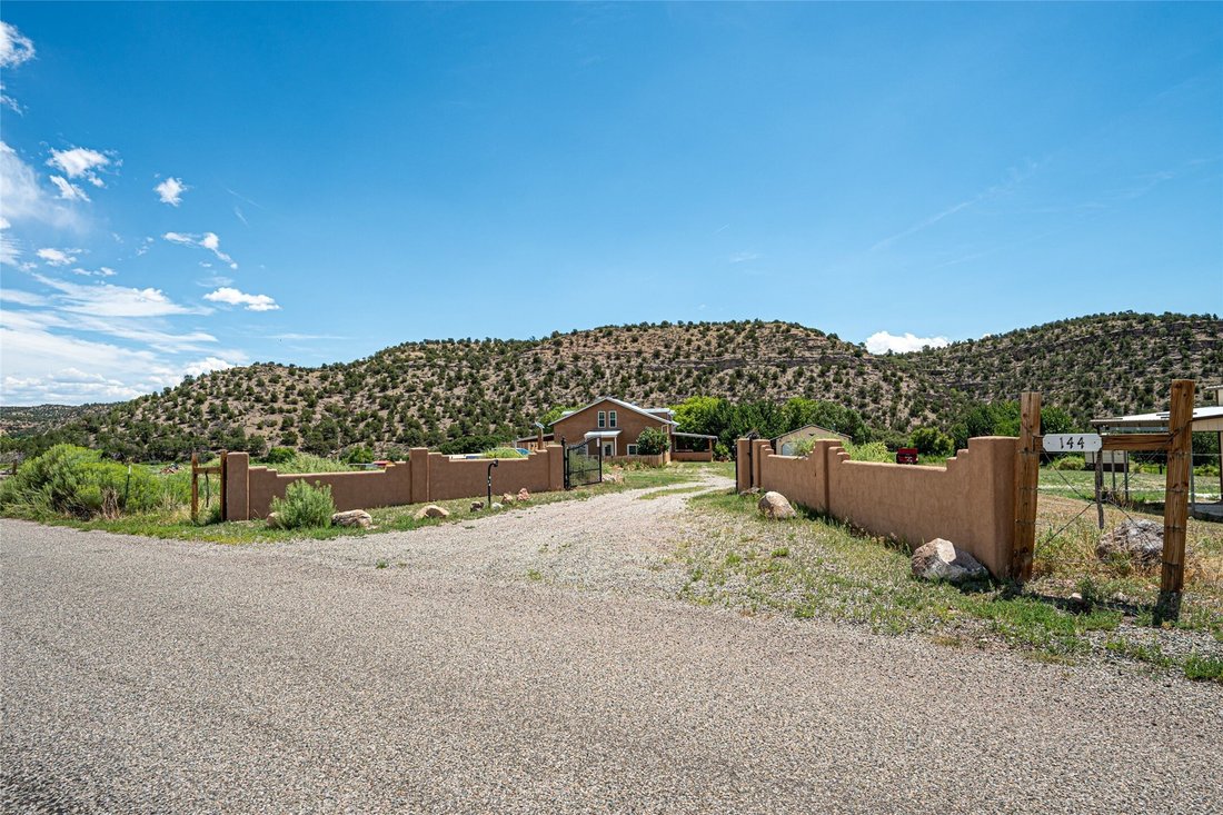 House in La Madera, New Mexico, United States 2 - 18967745