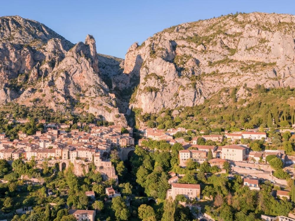 House in Saintes-Maries-de-la-Mer, Provence-Alpes-Côte d'Azur, France 2 - 18965707