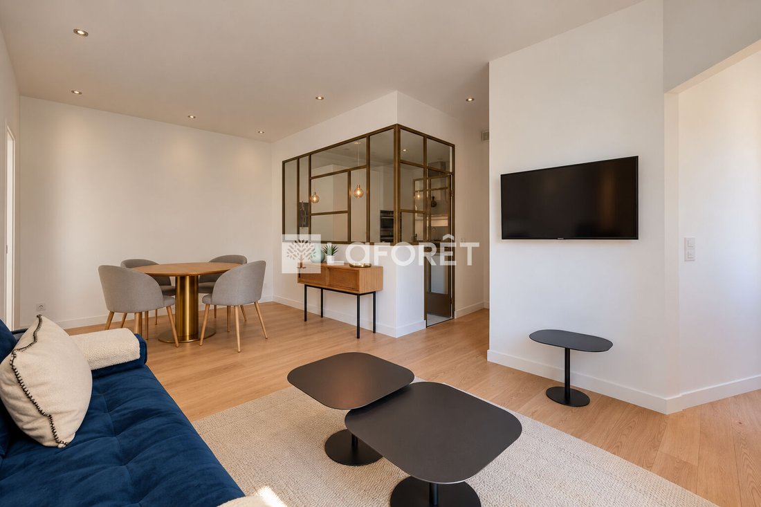 Apartment in La Fourche-Guy Môquet, Paris 17e Arrondissement, Paris 2 - 18328508