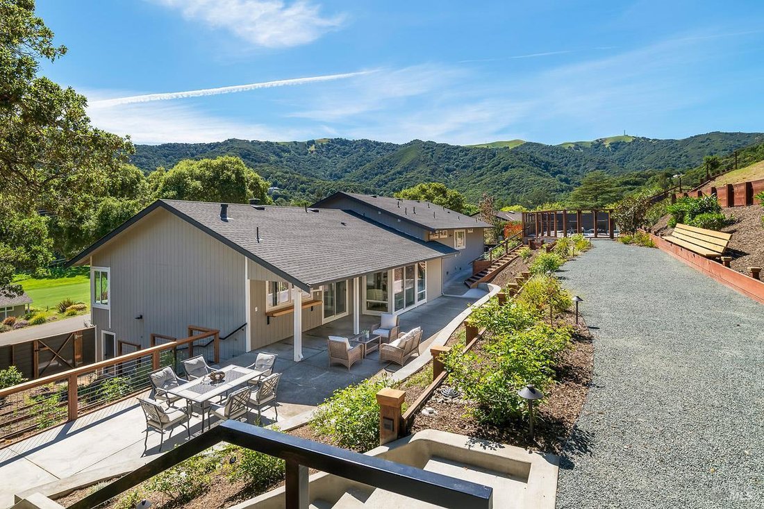 House in Novato, California, United States 4 - 18968156