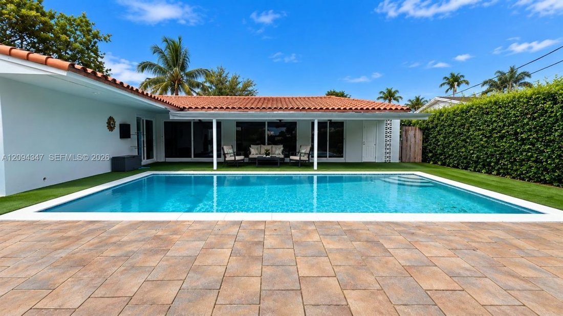 House in Miami, Florida, United States 3 - 18972879