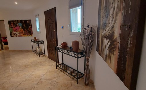 Villa in Générac, Occitania, France 1