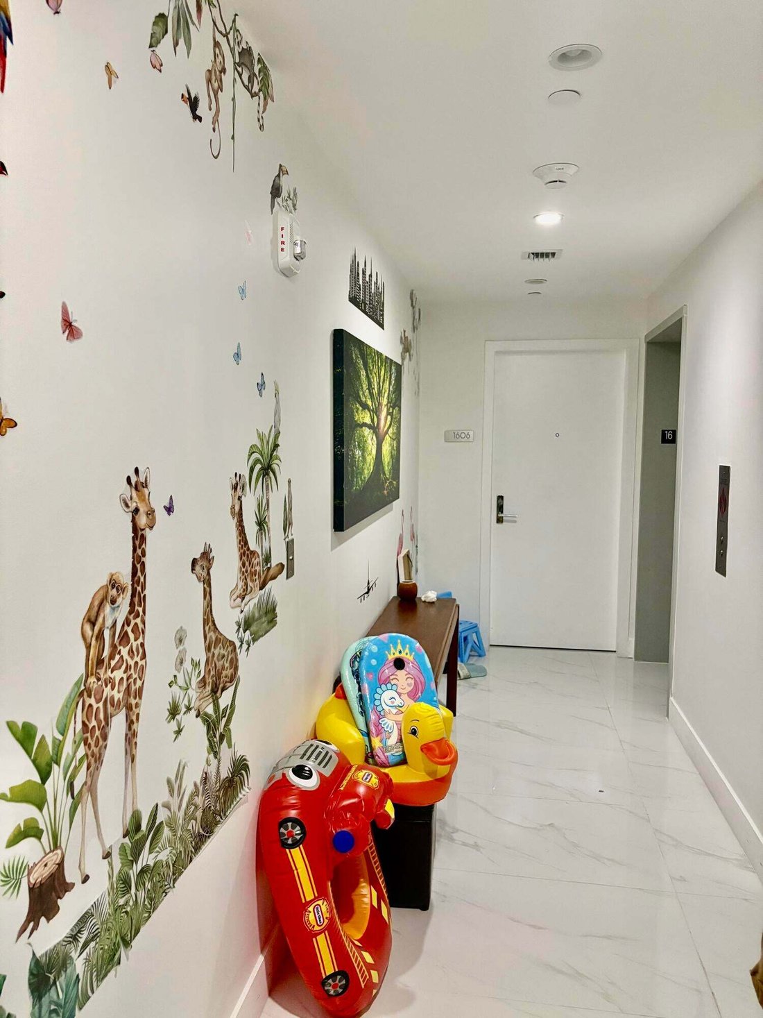 Condo in Miami, Florida, United States 3 - 18576525