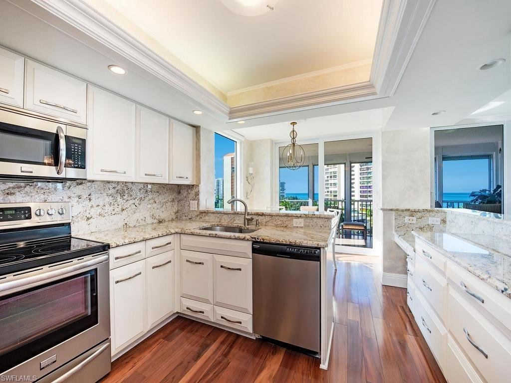 Condo in Naples, Florida, United States 5 - 18973206