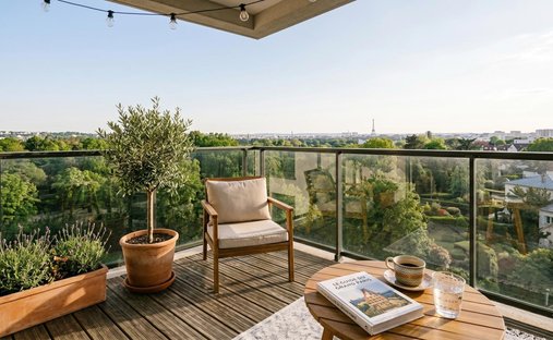 Apartment in Le Plateau, Saint-Maurice, France 1