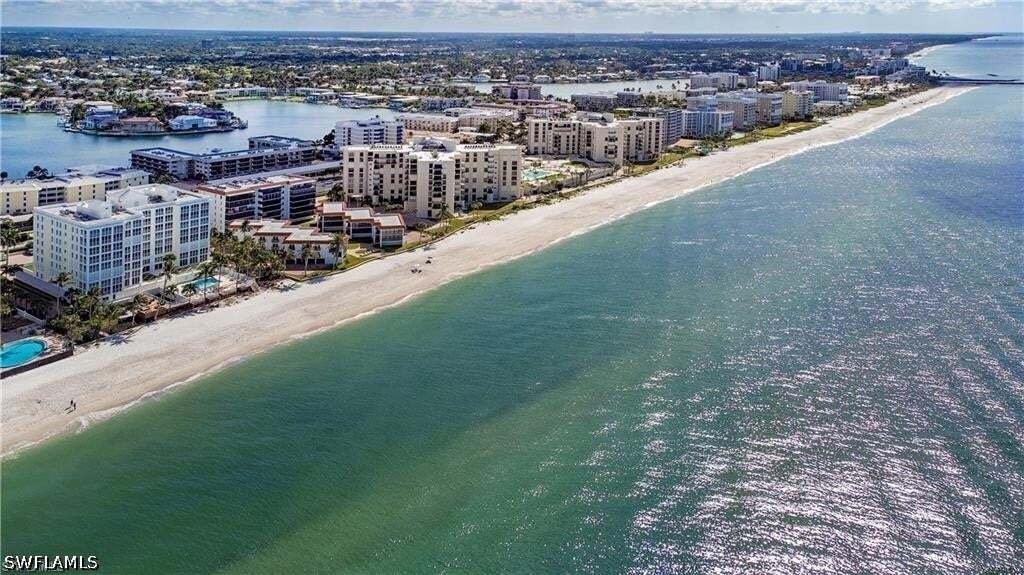 Condo in Naples, Florida, United States 4 - 18969461