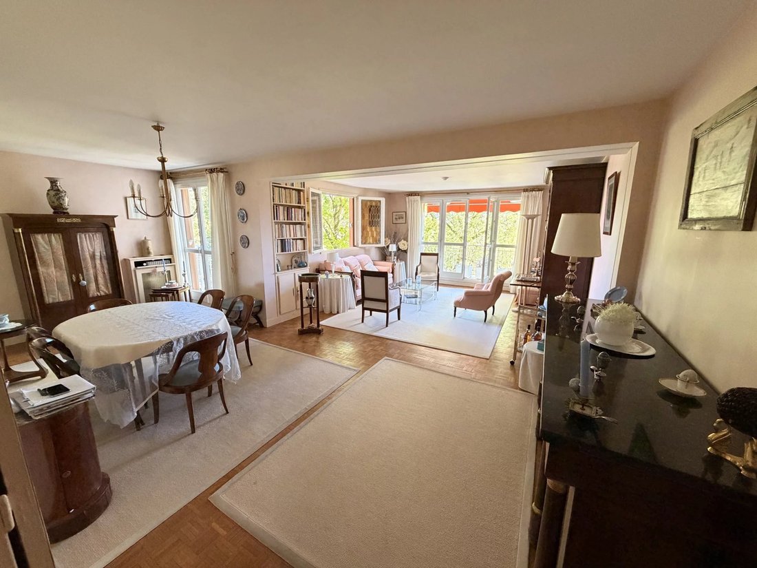 Apartment in President Roosevelt, Saint-Germain-en-Laye, France 1 - 18965925