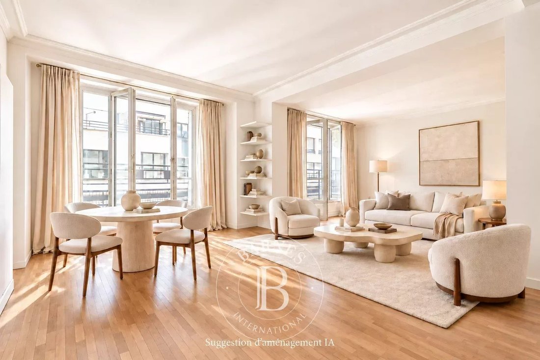 Apartment in Saint James-Général Koenig, Neuilly-sur-Seine, France 2 - 18964708