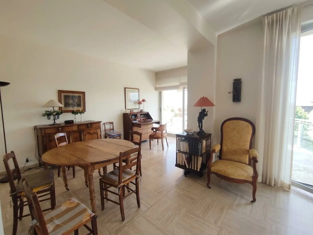 House in Sud, Le Mesnil-le-Roi, France 5 - 18976715