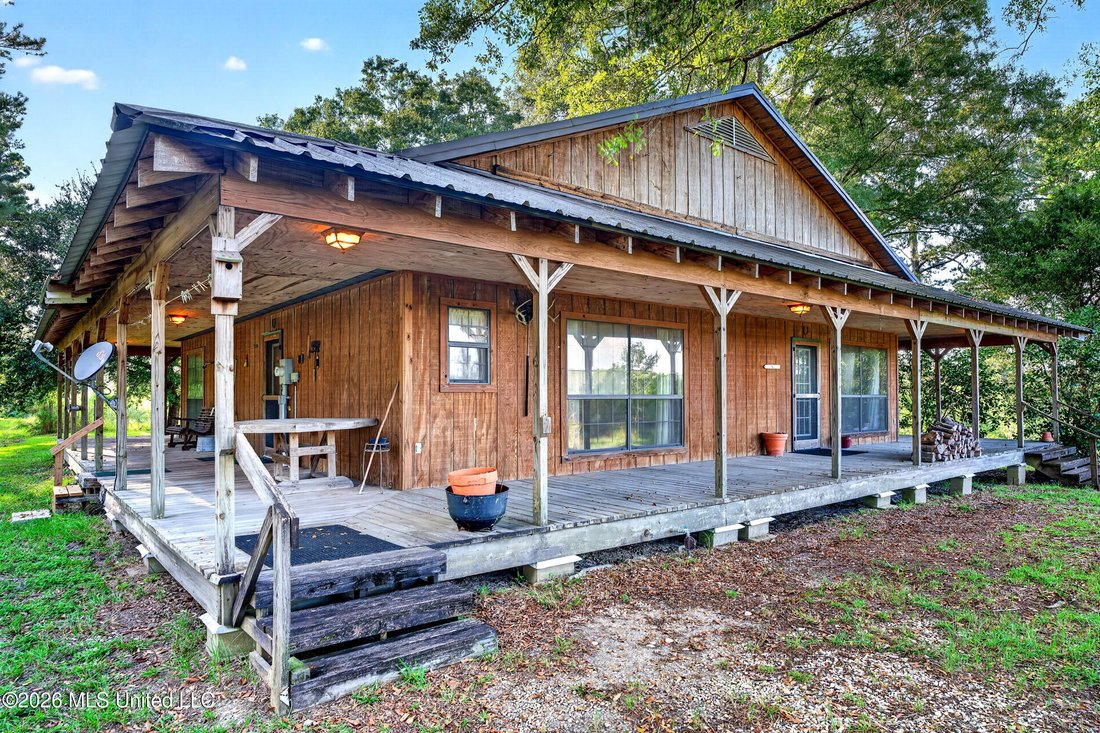 House in Poplarville, Mississippi, United States 3 - 18968910