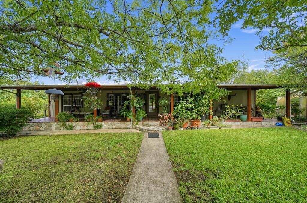 Kerrville, Texas, United States 4 - 18965110
