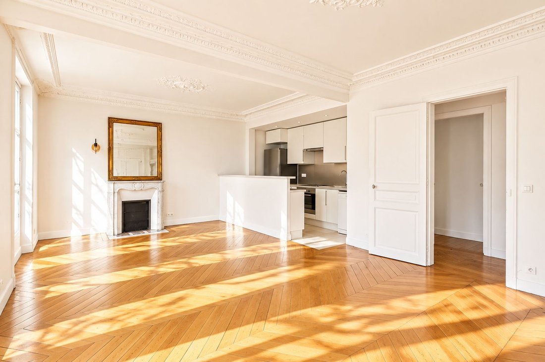 Apartment in Pereire-Malesherbes, Paris 17e Arrondissement, Paris 2 - 18966224